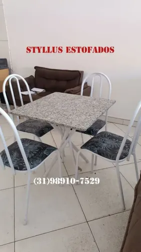 Mesa tubular de 4 cadeiras 