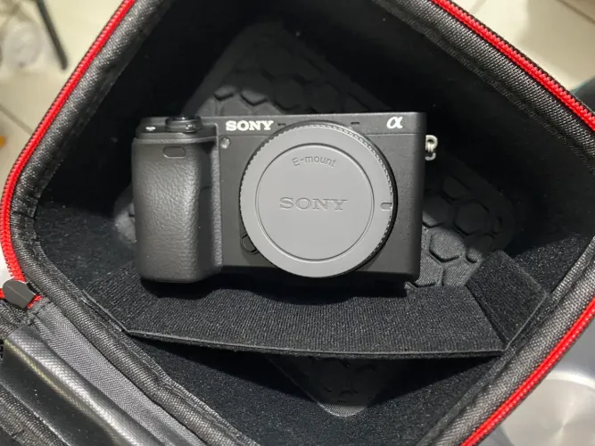 Sony a6400 Nova aproximadamente 600clicks