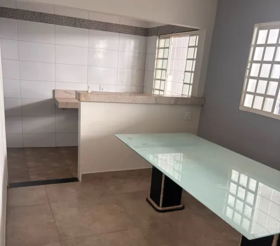 Casa à venda no bairro Cidade Jardim em Uberlândia