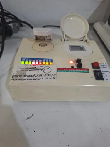 Ativador de lente e teste UV - fotômetro 