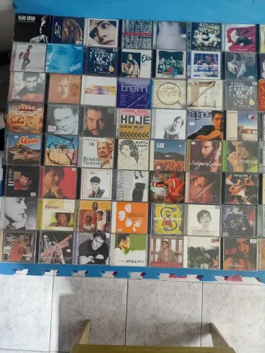 Escolha 3 CD'S por R$15