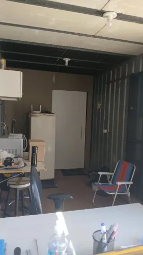? OPORTUNIDADE! Módulo Comercial Completo com Banheiro - Pronto para Trabalhar!