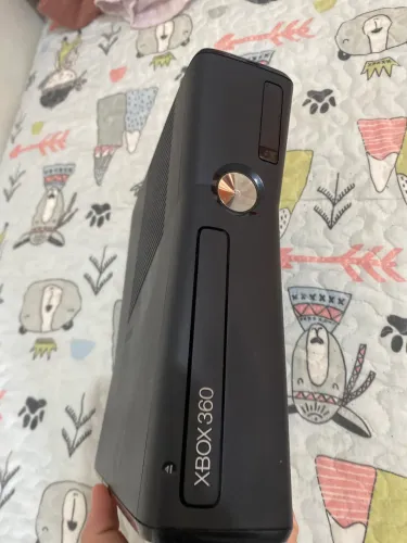 Vendo Exbox 360 barato pra ir logo !!