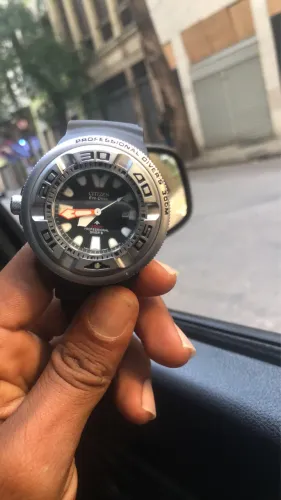 Vendo relógio citizen eco Drive original ou troco por telefone Android 