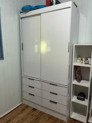 Guarda roupa infantil