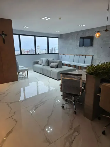 SALA CORPORATIVA ROGÉLIO FERNANDEZ tem 150 metros quadrados em Cremação - Belém - PA