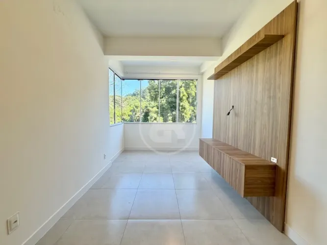 Apartamento Novo, Mobiliado, 2 Dormitórios com 1 Vaga para Alugar próximo ao Hospital Sant