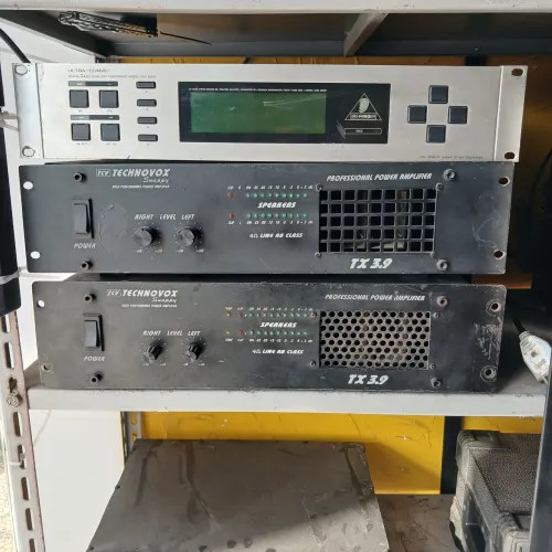 Amplificador technovox TX 3.9 (1400,00 cada)