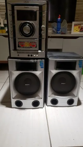 Som Sony Gênesis modelo MHC Gnx60