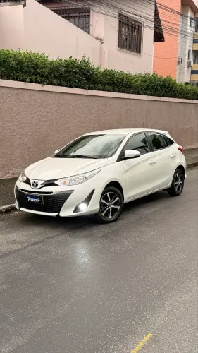 Toyota Yaris Live 1.3 Flex 16V 5P AUT 2021
