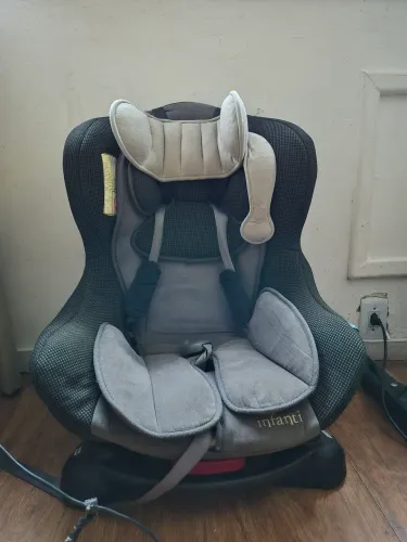 Cadeirinha infanti