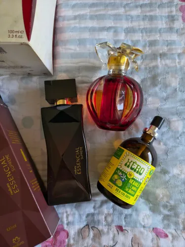 Perfumes Cartier, natura e Lola