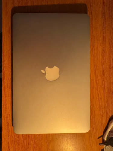 MacBook Air 11 i5
