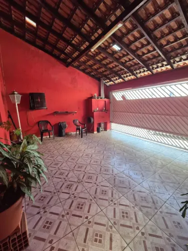 Casa para venda possui 110 metros quadrados com 2 quartos em Vila Urupês - Suzano - SP