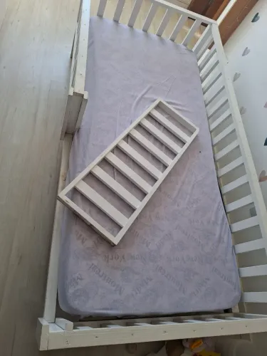 Cama madeira solteiro