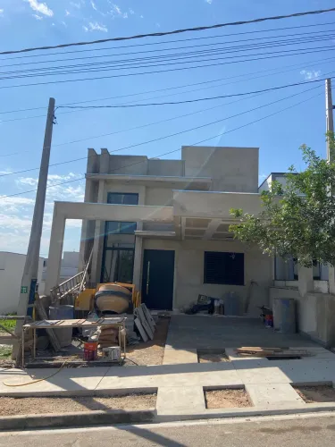 CASA EM FASE FINAL DE ACABAMENTO - Horto florestal Villagio