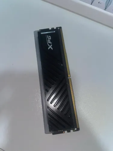 Memória RAM 8GB 3200Mhz DDR4 XPG LED RGB - Valor Negociável!