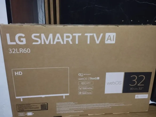 Vendo smartv LG nova na caixa .