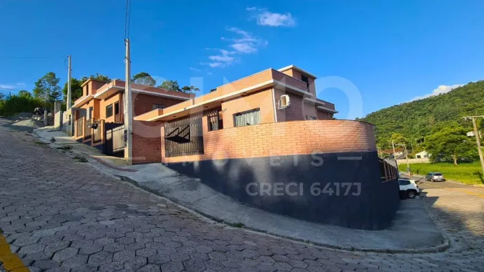 Imóvel para Investimento em Pomerode | 3 Casas Locadas | Renda Imediata
