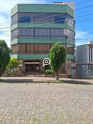 APARTAMENTO 03 QUARTOS SENDO 1 SUITE, TOTALMENTE MOBILIADO, 300M2, BAIRRO MEDIANEIRA