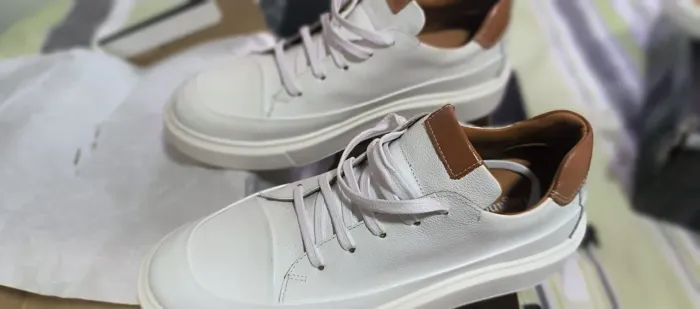 Sneakers de couro 