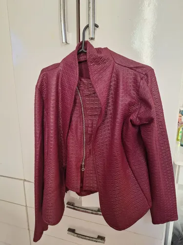 Conjunto feminino blazer e saia