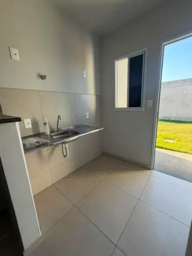 Casa para alugar - Condomínio IPE