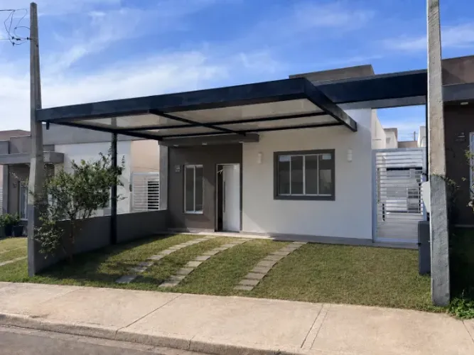 Quer morar em condomínio fechado por menos de 500K? Casa à venda no Condomínio Reserva Ta