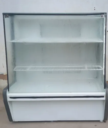 Vendo freezer balcão espositor com garantia de 3 meses valor 1200 reais