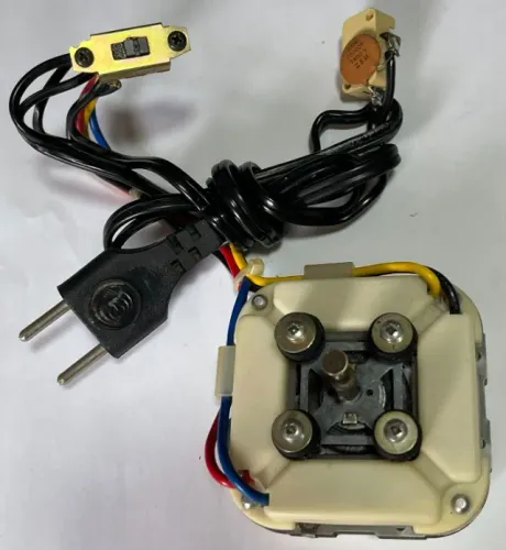 Toca Discos Gradiente DS / Spect - Motor com Fiação e Chaves