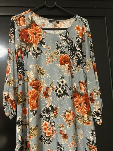 Blusa florida
