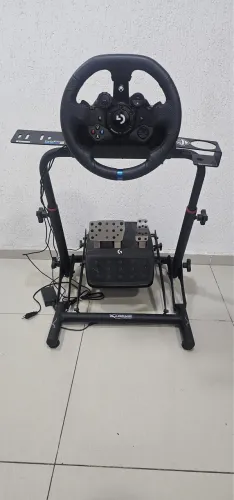 Volante e pedal (Logitech G923) + suporte