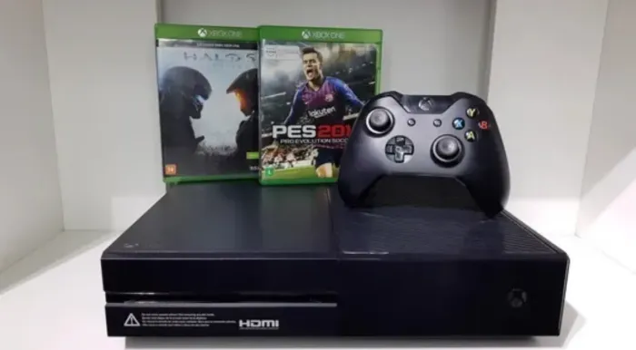 Xbox One + Kinect