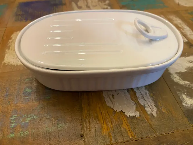 Pote Petisqueira Lata de Sardinha em Porcelana Fina Winston Branca