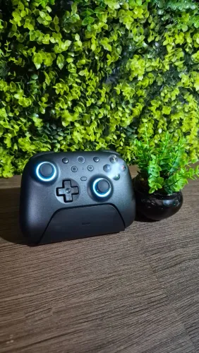 Controle 8BitDo Ultimate 2 Preto Sem Fio PC/Android Hall Effect TMR RGB