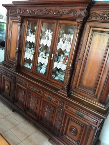 Cristaleira móvel provençal