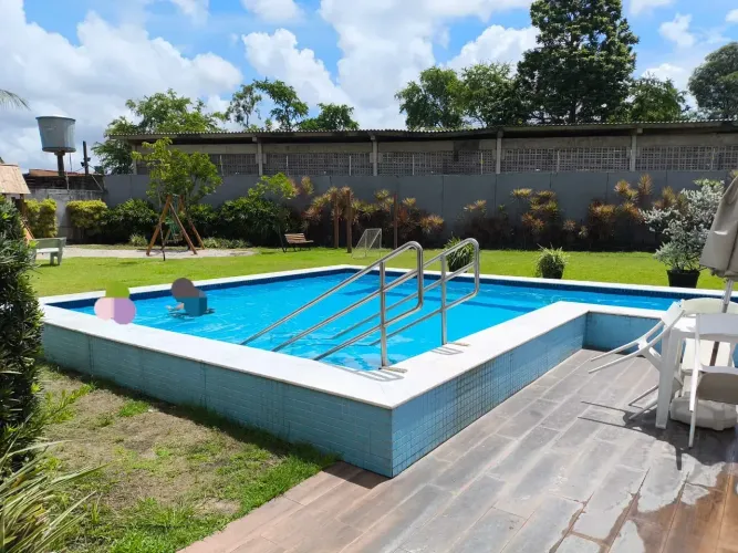 Alugo apartamento com 44m2, 2 quartos, sendo 1 suíte na Torre - Recife - PE