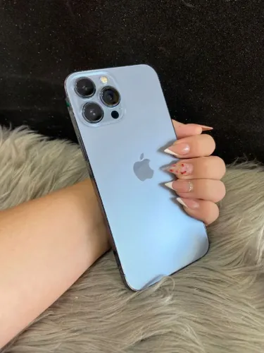 IPHONE 13 PRO MAX AZUL CLARO