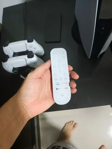 Playstation 5 com 4tb de Memória com mais de 30 jogos e vários acessórios 