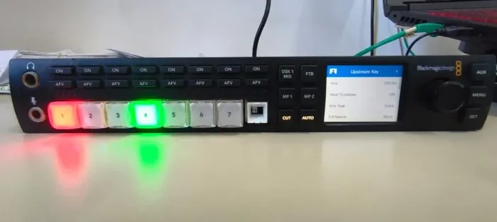 Mesa de corte Atem Blackmaicdesin