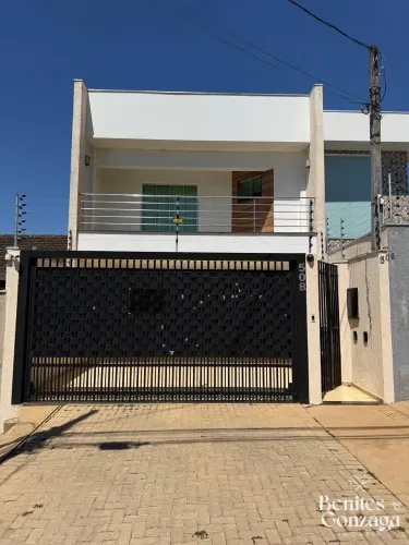 Sobrado à venda, Jardim Everest em Maringá, com 02 suites 02 quartos, com um a área gourme