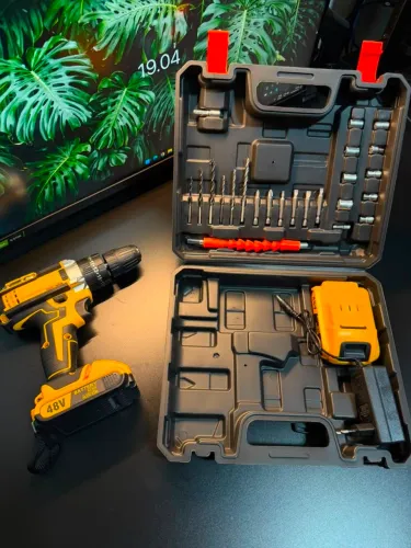Furadeira Parafusadeira 48V com Maleta