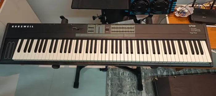 Teclado Kurzweil SP88