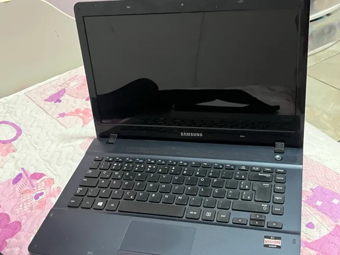 Notebook Samsung 275E