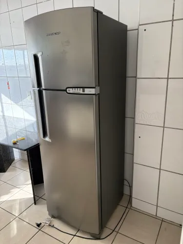 VENDO GELADEIRA BRASTEMP FROST FREE 378 LITROS - EVOX