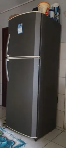 Geladeira duplex Bosch 470 litros exelente.