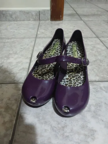 Sapato Roxo - Tamanho 37