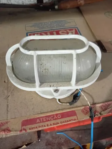 Duas Luminárias de Teto