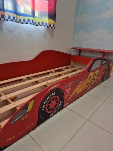 Cama infantil do mcqueen