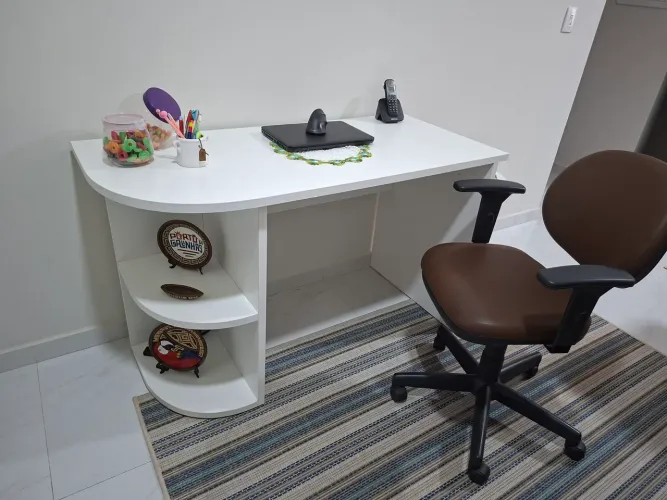 Kit Office Completo: Balcão/Escrivaninha MDF + Cadeira Giratória Cavaletti